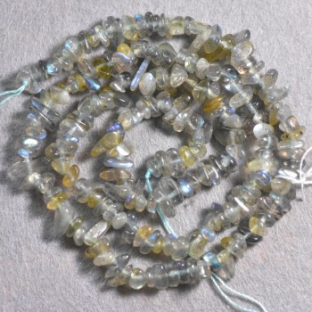 Perles de labradorite éclats sur fil, diamètre 4×2, 3 mm ±, longueur 40 cm ±
