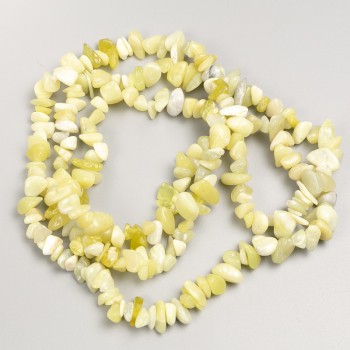 Perles chips de jadéite sur long fil, diamètre 7-10×3-5 mm ±, longueur 80 cm ±