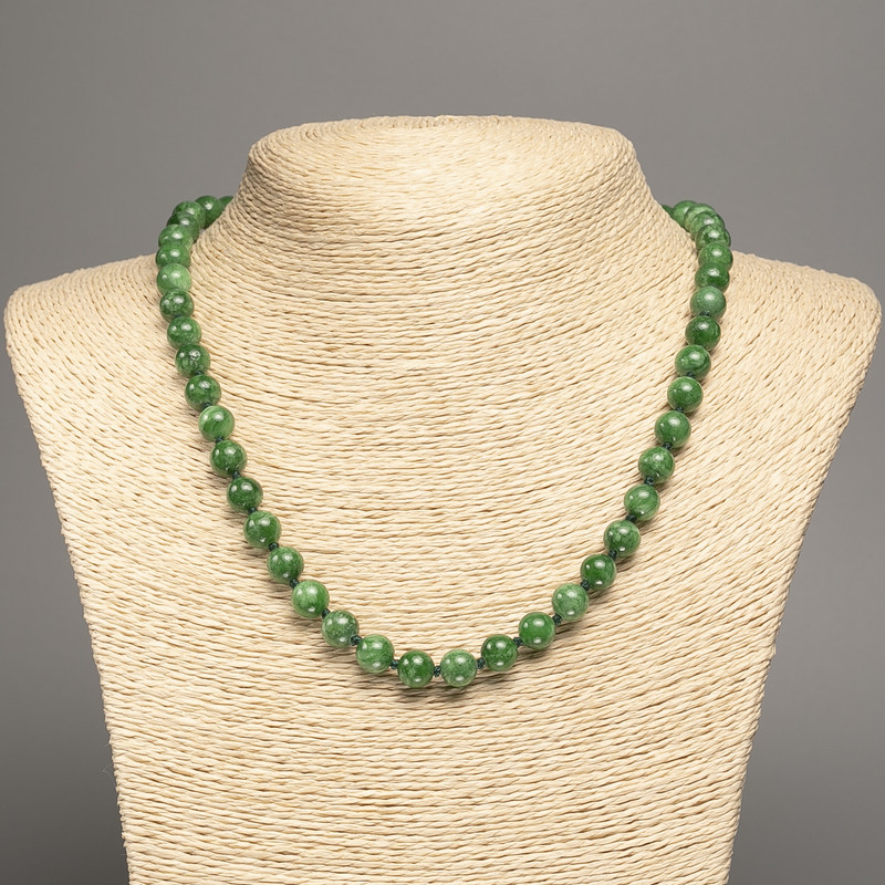 Collier vert chrysoprase en néphrite, 50 cm