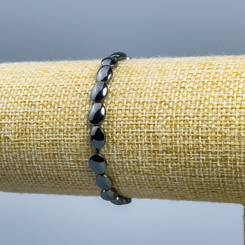 Bracelet en hématite ovale, perles ovales 8×6×3 mm, longueur 18 cm (élastique)